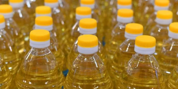 Care este cel mai bun ulei pentru prăjit. Românii evită să-l cumpere din supermarketuri, dar e sănătos pentru gătit
