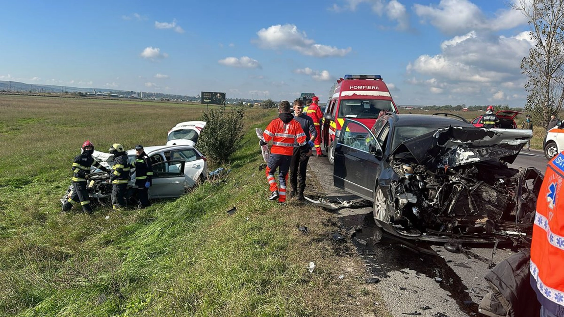 Tânăra care a provocat accidentul mortal de la Podu Iloaiei a fost condamnată la închisoare. A intrat frontal într-un autoturism de pe sensul opus, cu 91 de kilometri pe oră