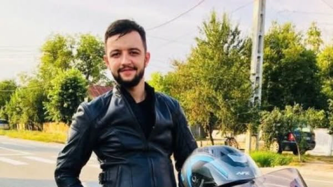 Cosmin este tânărul motociclist care și-a pierdut viața în accidentul din Gorj! Acasă îl așteptau o soție și o fetiță!