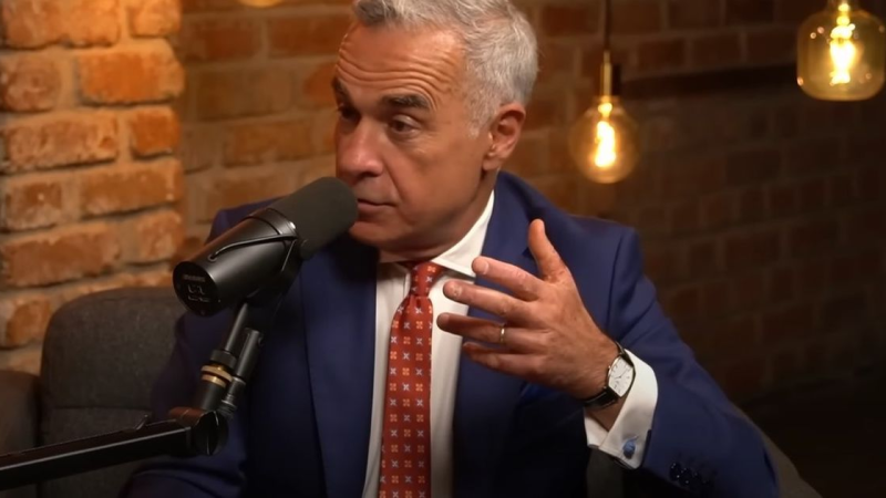 Călin Georgescu refuză mâncarea din arest și se hrănește doar cu produse aduse de acasă