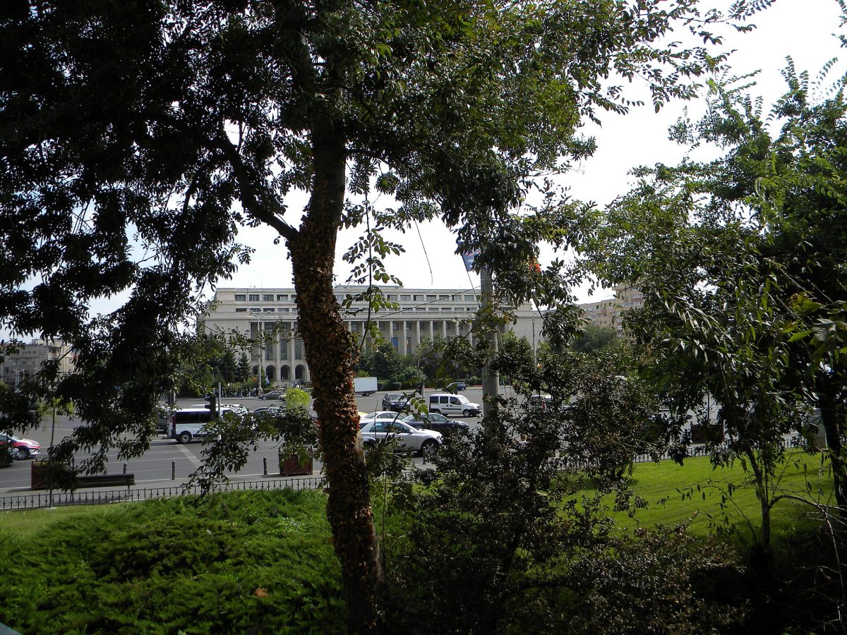 Palatul Victoria, sediul Guvernului României, din Piața Victoriei, București